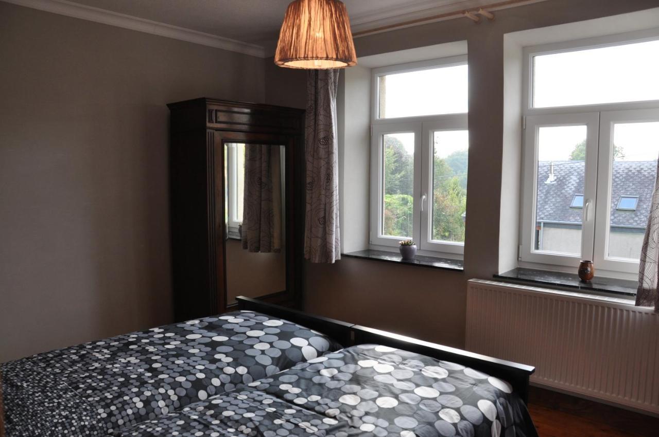 Santa Fe - Lutrebois Bed and Breakfast Μπαστόν Εξωτερικό φωτογραφία